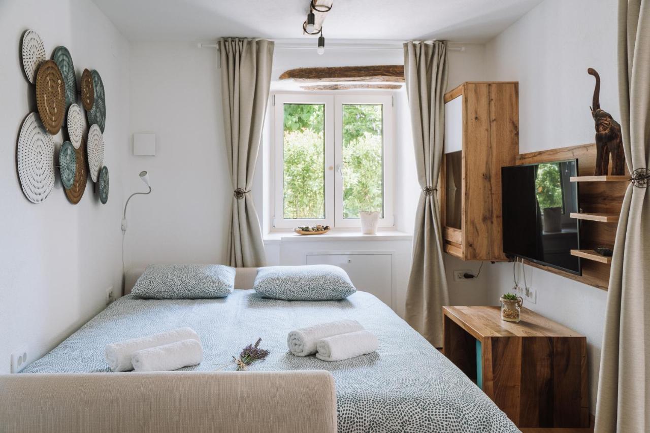 Apartma Ob Stari Murvi, Sežana Buitenkant foto