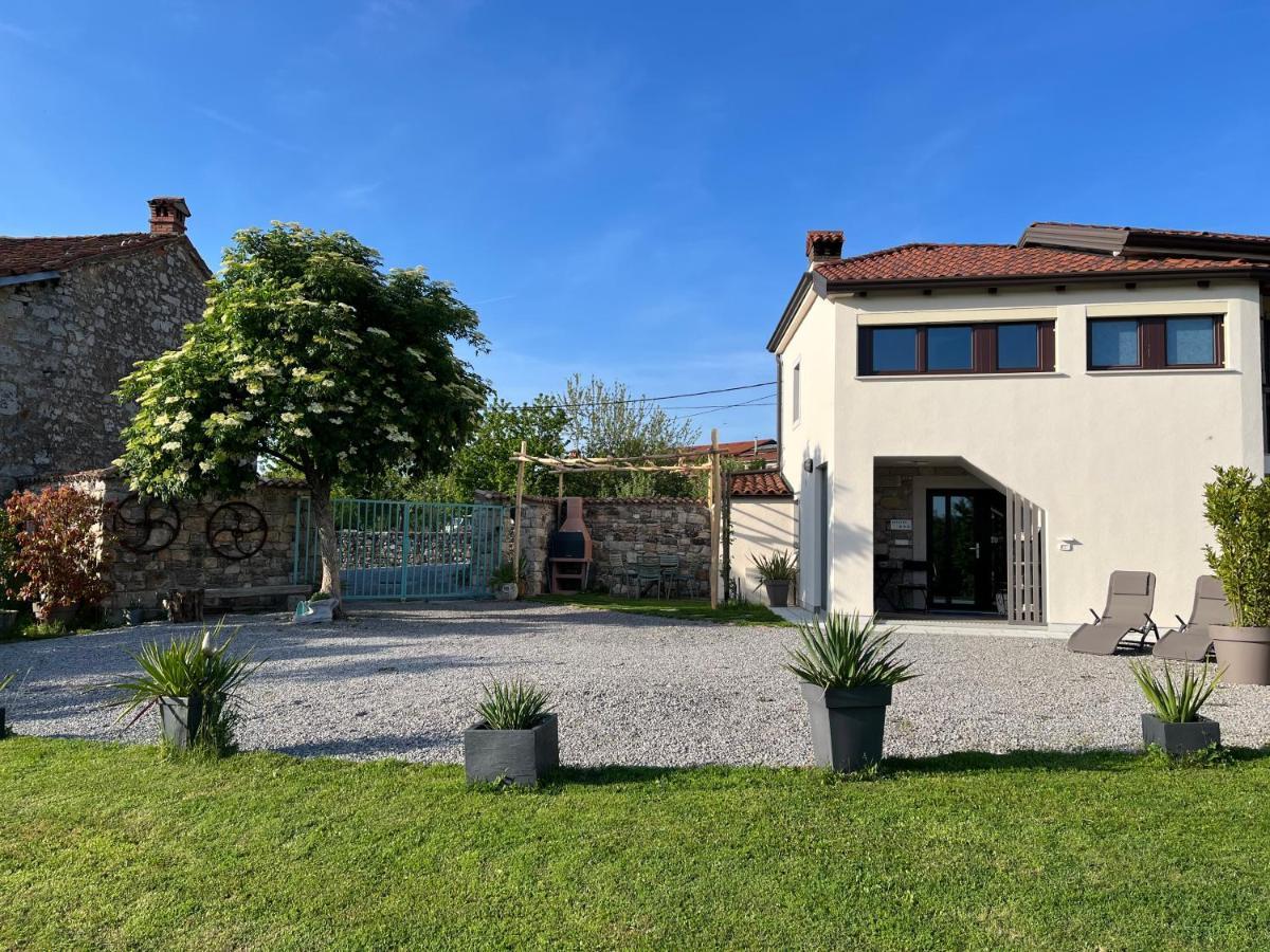 Apartma Ob Stari Murvi, Sežana Buitenkant foto